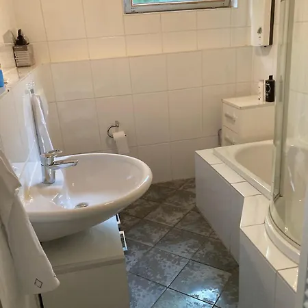 Oreste Apartment