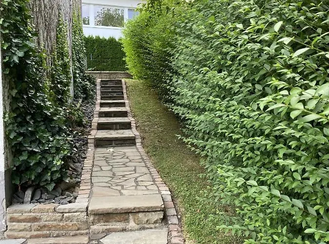 Oreste Апартаменты Оверат